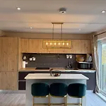 Luxury Flat Near Central London
